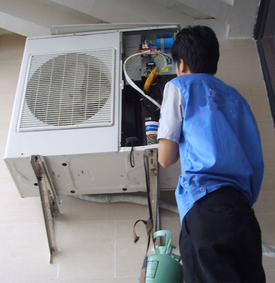 靖宇空调开机无反应维修